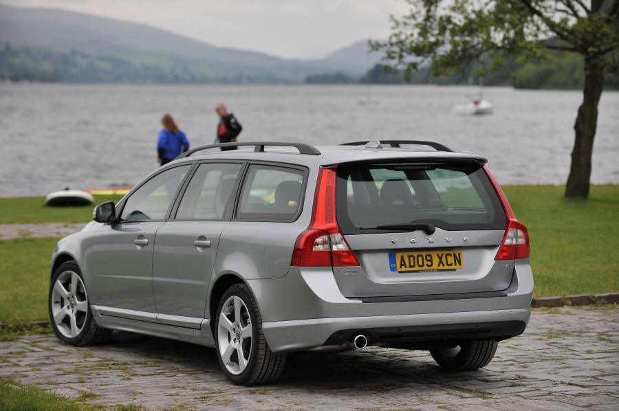  Volvo V70 2010 года  (фото 27 из 62)